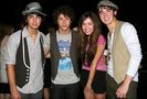 Jonas_Brothers_716576a