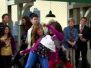 Shake_It_Up_-_Best_Friends_-_Disney_Channel_Official 045
