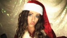 A Miley Cyrus Christmas 004