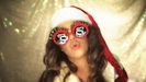 A Miley Cyrus Christmas 040