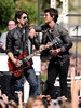 Jonas+Brothers+Friends+Perform+Grove+BoRuq9hOKHdl