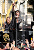 Jonas+Brothers+Friends+Perform+Grove+OrmPotJCfdcl
