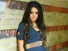 vanessa-hudgens-wallpapers_14078_1600x1200