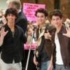 Joe_Jonas_1264191996_3