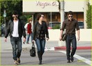 Nick-Jonas-Joe-Jonas-Lunch-Date-with-Samantha-Barks-07-01-2011-nick-jonas-18273867-1222-883