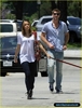 normal_miley-cyrus-liam-hemsworth-petco-14