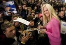 WWE-Kelly-Kelly-Autograph-Signing-Pictures