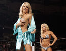 WWE-Kelly-Kelly-Exposing-in-Ring-Pictures