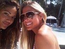 WWE-Kelly-Kelly-Swimming-Pool-Pictures-500x375