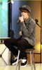 justin-bieber-gma-sunday-05