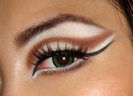 halloween-cat-eye-makeup-look