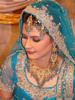 pakistani-bridal-makeup-with-heavy-jewelry-and-expensive-dress-3