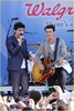 jonas brothers demi lovato gma 23