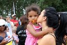 o fata foarte norocoasa ca este imbratisata de inna