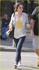 selena-gomez-starbucks-sweet-02