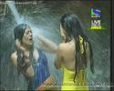Shweta-Tiwari-Iss-Jungle-se-Mujh-17