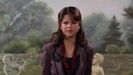 selena in sony with a change (261)