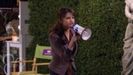 selena in sony with a change (295)