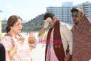 normal_Abhishek Bachchan, Kirron Kher, John Abraham at Dostana Movie Wallpaper (6)