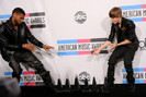 Justin+Bieber+2010+American+Music+Awards+Press+Pw7zULwO4m8l