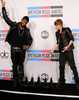 Justin+Bieber+2010+American+Music+Awards+Press+UrR_zL8RbM8l