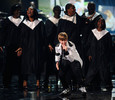 Justin+Bieber+2010+American+Music+Awards+Show+Kl3VxOeVhjHl