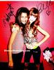 bella-thorne-zendaya-coleman-autograph