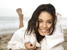 Lovely-Vanessa-Wallpaper-vanessa-anne-hudgens-18345793-1024-768