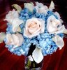 Trandafiri - buchete de mireasa trandafiri albastri albi