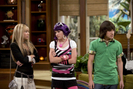Hannah Montana 2 Episode Everybody Was Best Friend Fighting (12)