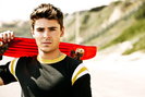Zac Efron (13)