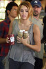 Miley+Cyrus+Miley+Cyrus+Erewhon+Natural+Foods+EIi3iWgZBoBl