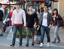 Joe+Jonas+Out+Shopping+Friends+Grove+sdhHbZHLwNal