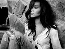 Rihanna-Wallpaper-4