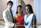 33231-a-still-image-of-ranvir-ragini-and-sadhna