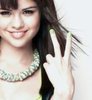 selly gomez