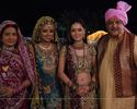 33112-ragini-and-sadhna-with-their-parents