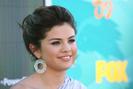 Selena-Gomez-308069,400611,big
