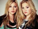 Aly-and-AJ-3-aly-and-aj-12469234-450-338