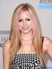 Avril+Lavigne+2010+American+Music+Awards+Arrivals+EuXy7eIvq95l