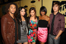 Vanessa+Hudgens+Ashley+Tisdale+MTV+TRL+Presents+zg7eTOTGrA_l