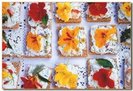 Aperitive cu___flori si frunze