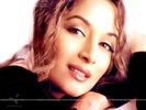 18324-madhuri-dixit