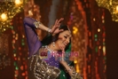 Madhuri-madhuri-dixit-11697127-1024-683