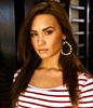 demi-lovato-102332l