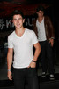 Gregg+Sulkin+David+Henrie+Gregg+Sulkin+Katsuya+-Yk0nd4_Pigl