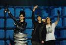 images (17)