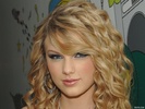 Taylor-Swift-taylor-swift-4200934-1024-768[1]