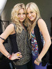 aly-aj-pose-400a0615