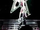 thumb_Avril_Lavigne_-_Toronto_TBDT_-_060